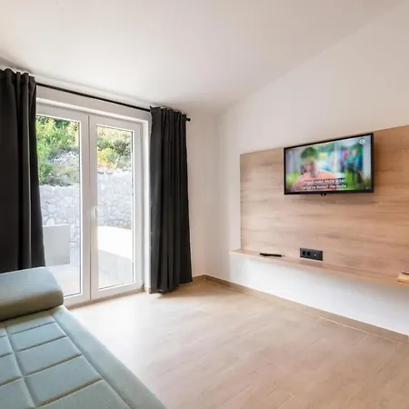 Nocturno Apartament Neum