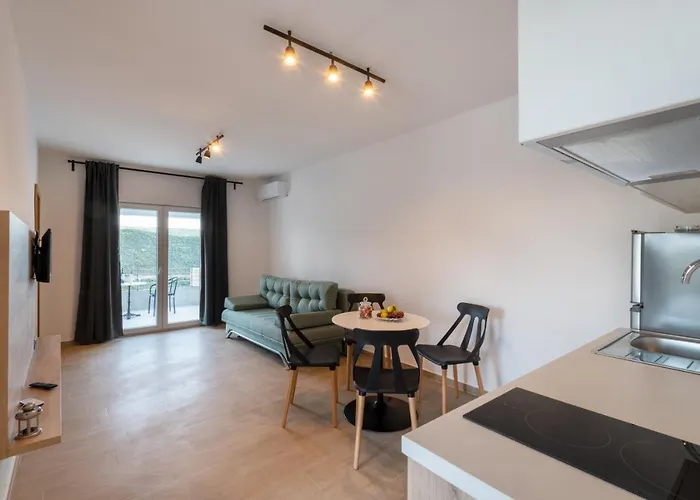 아파트 Nocturno 네움