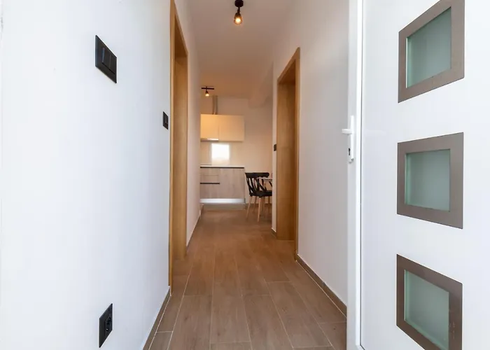 아파트 Nocturno *